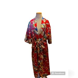 Star vntg silky red Geisha robe/ kimono euc